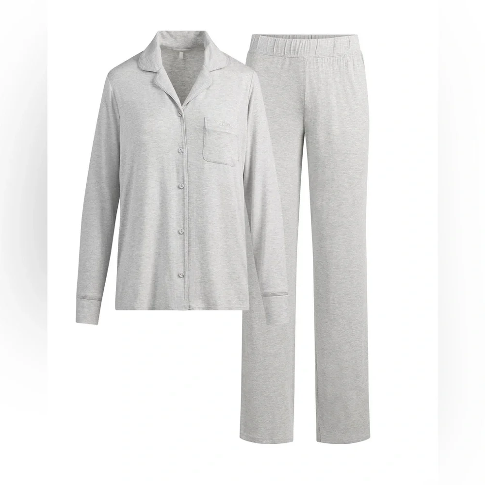 SKIMS LONG SLEEVE BUTTON UP LIGHT HEATHER GREY
Classic Limited Set Size XL - Picture 2 of 5